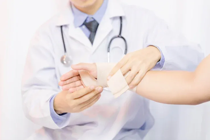 Wound Care Bali – Professional Treatment for Cuts, Scrapes, Burns, and Travel Injuries 2 wound-care-bali