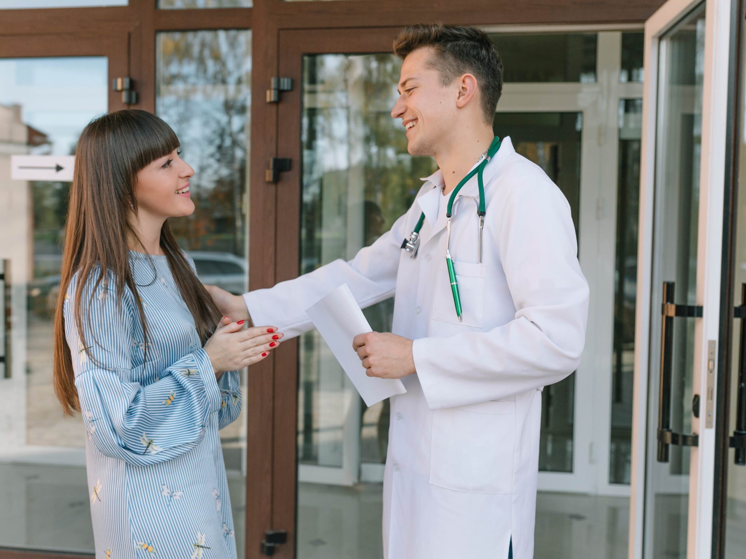 Hotel Doctor Bali – Professional Medical Care Delivered Directly to Your Hotel 3 hotel-doctor-bali